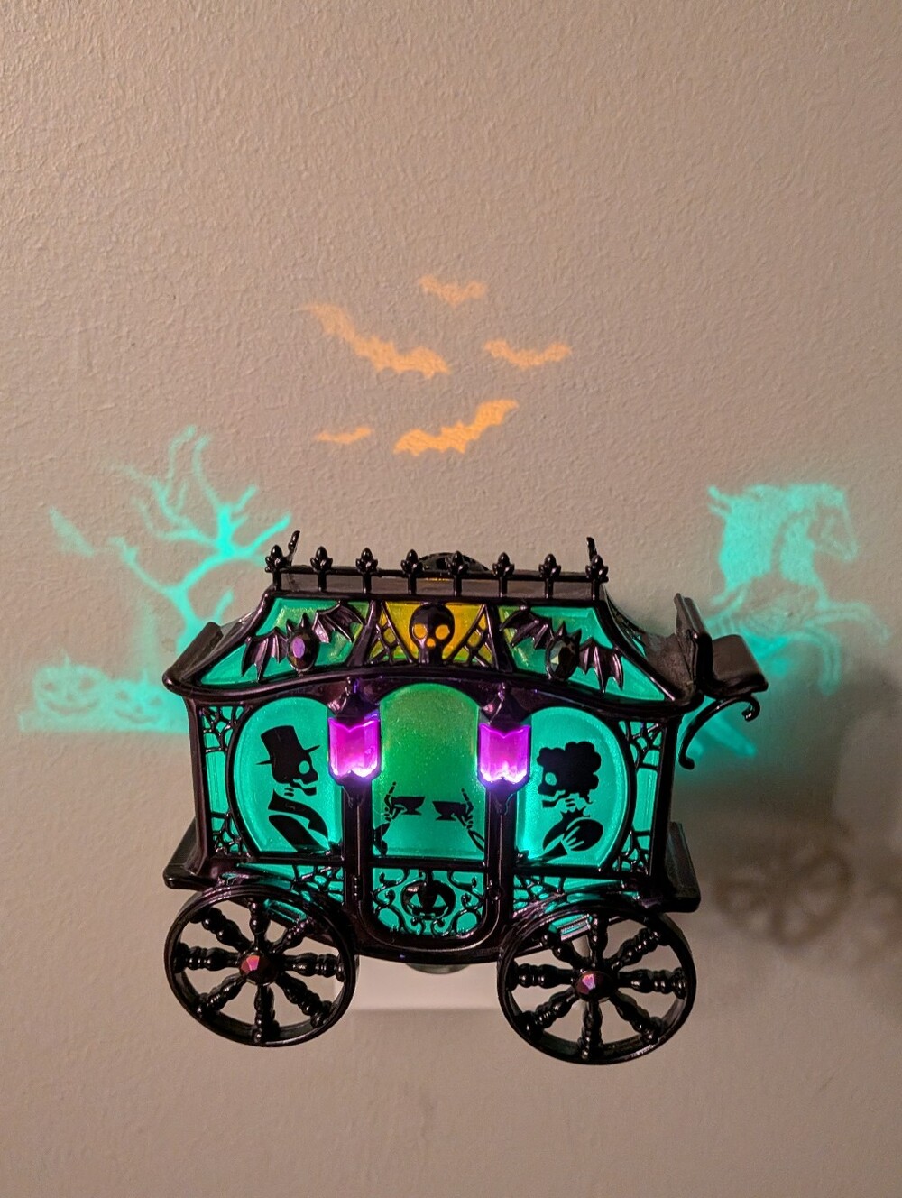 Bath & Body Works Creepy Carriage Wallflowers Projector Plug Halloween 2023